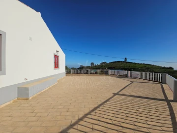 Quinta T4 para Venda em Santa Catarina da Fonte do Bispo