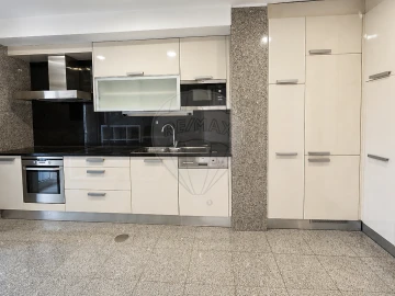 Apartamento T3 para Venda em Cidade da Maia