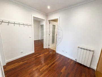 Apartamento T3 para Venda em Cidade da Maia