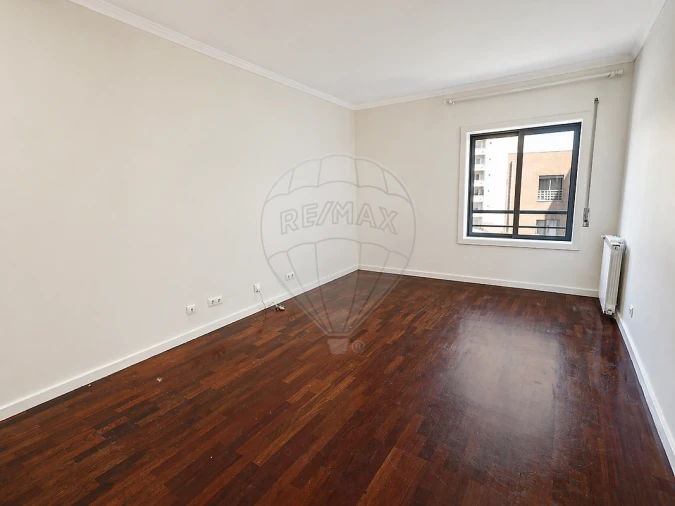 Apartamento T3 para Venda em Cidade da Maia Foto 20
