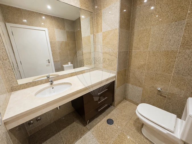 Apartamento T3 para Venda em Cidade da Maia Foto 5