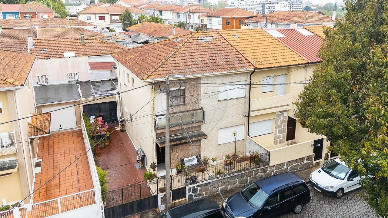 Moradia T4 para Venda em Mafamude e Vilar do Paraíso Foto 4