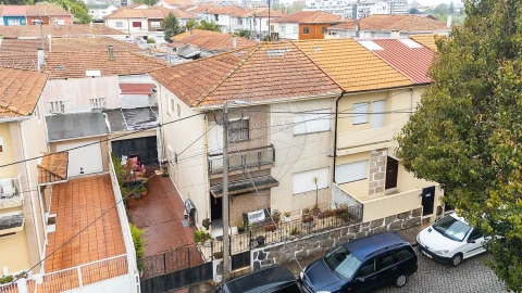 Moradia T4 para Venda em Mafamude e Vilar do Paraíso