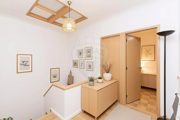 Moradia T4 para Venda em Mafamude e Vilar do Paraíso Foto 13