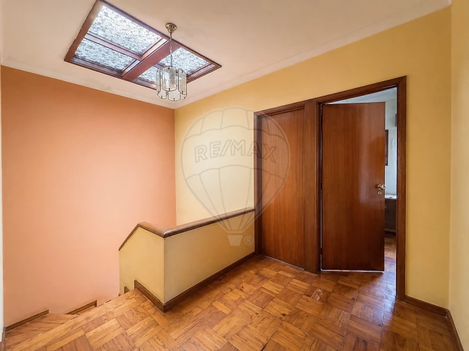 Moradia T4 para Venda em Mafamude e Vilar do Paraíso Foto 24