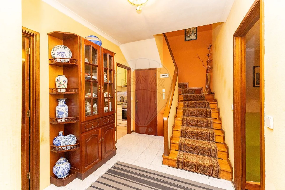 Moradia T4 para Venda em Mafamude e Vilar do Paraíso Foto 7