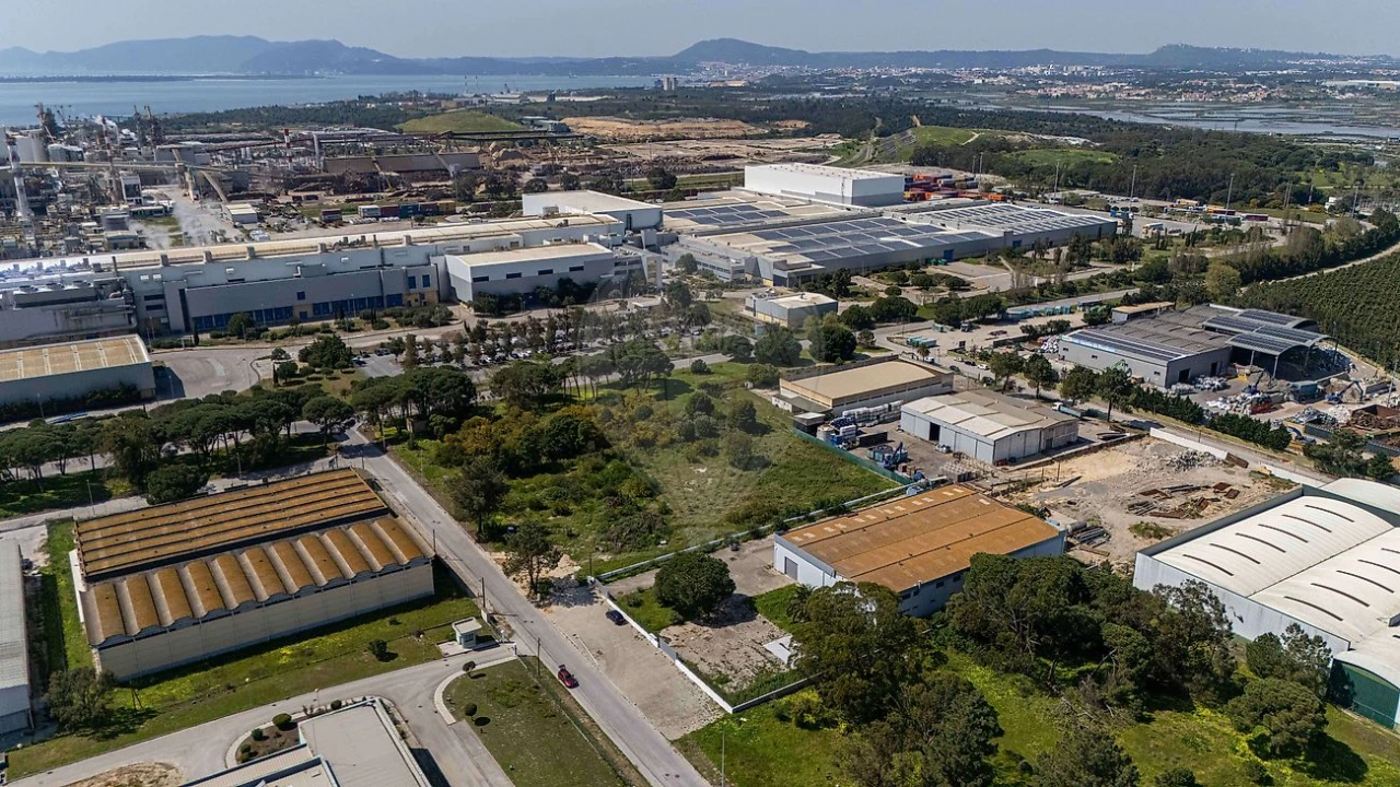 Armazém para Venda em Sado Foto 26