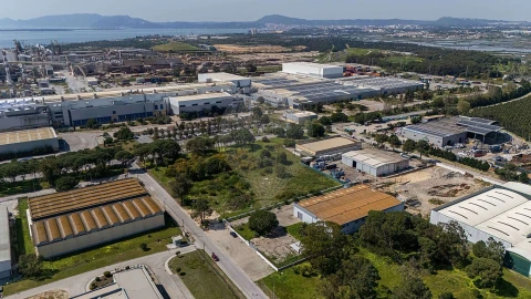 Armazém para Venda em Sado