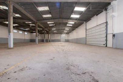 Armazém para Venda em Sado