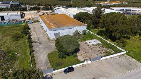 Armazém para Venda em Sado