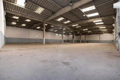 Armazém para Venda em Sado