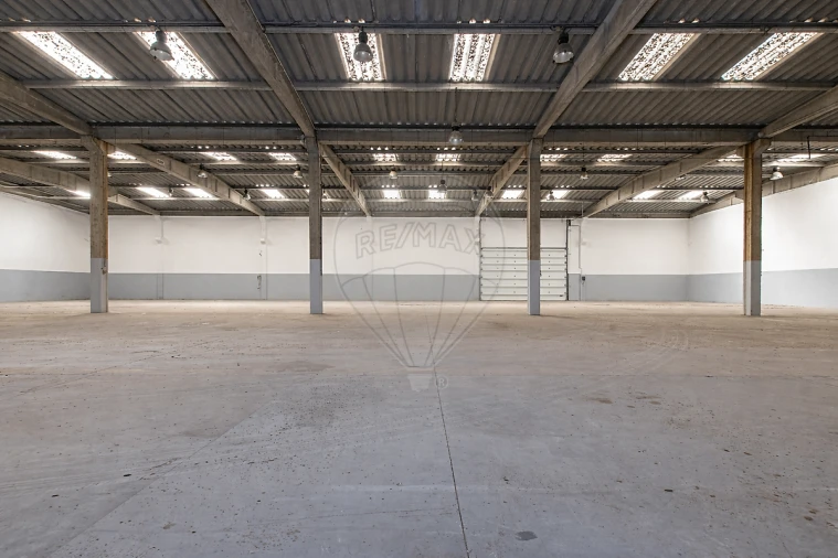 Armazém para Venda em Sado Foto 15