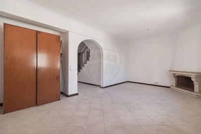 Apartamento T3 para Venda em Rio de Mouro
