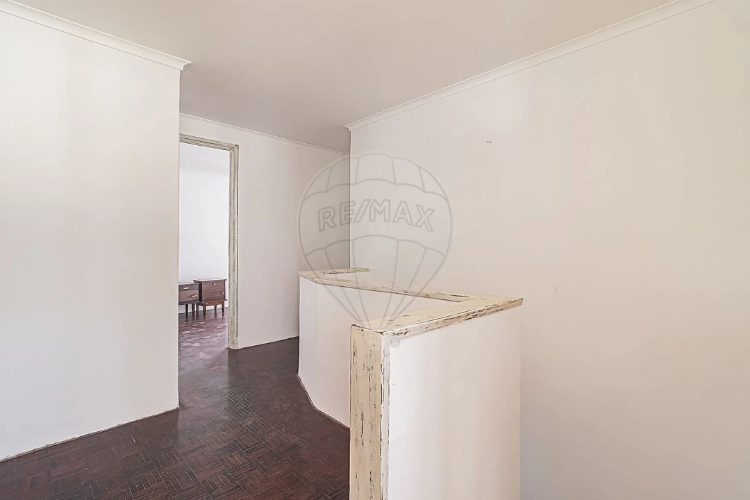 Apartamento T3 para Venda em Rio de Mouro Foto 25