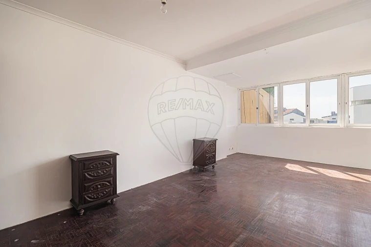 Apartamento T3 para Venda em Rio de Mouro Foto 30