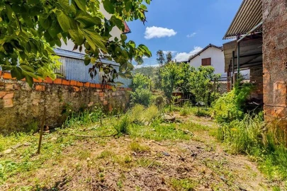 Moradia T2 para Venda em Trezoi