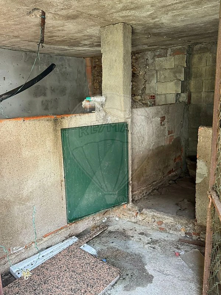 Moradia T2 para Venda em Trezoi Foto 17