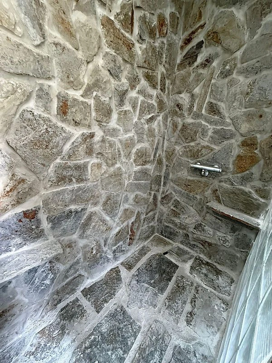 Moradia T2 para Venda em Trezoi Foto 6