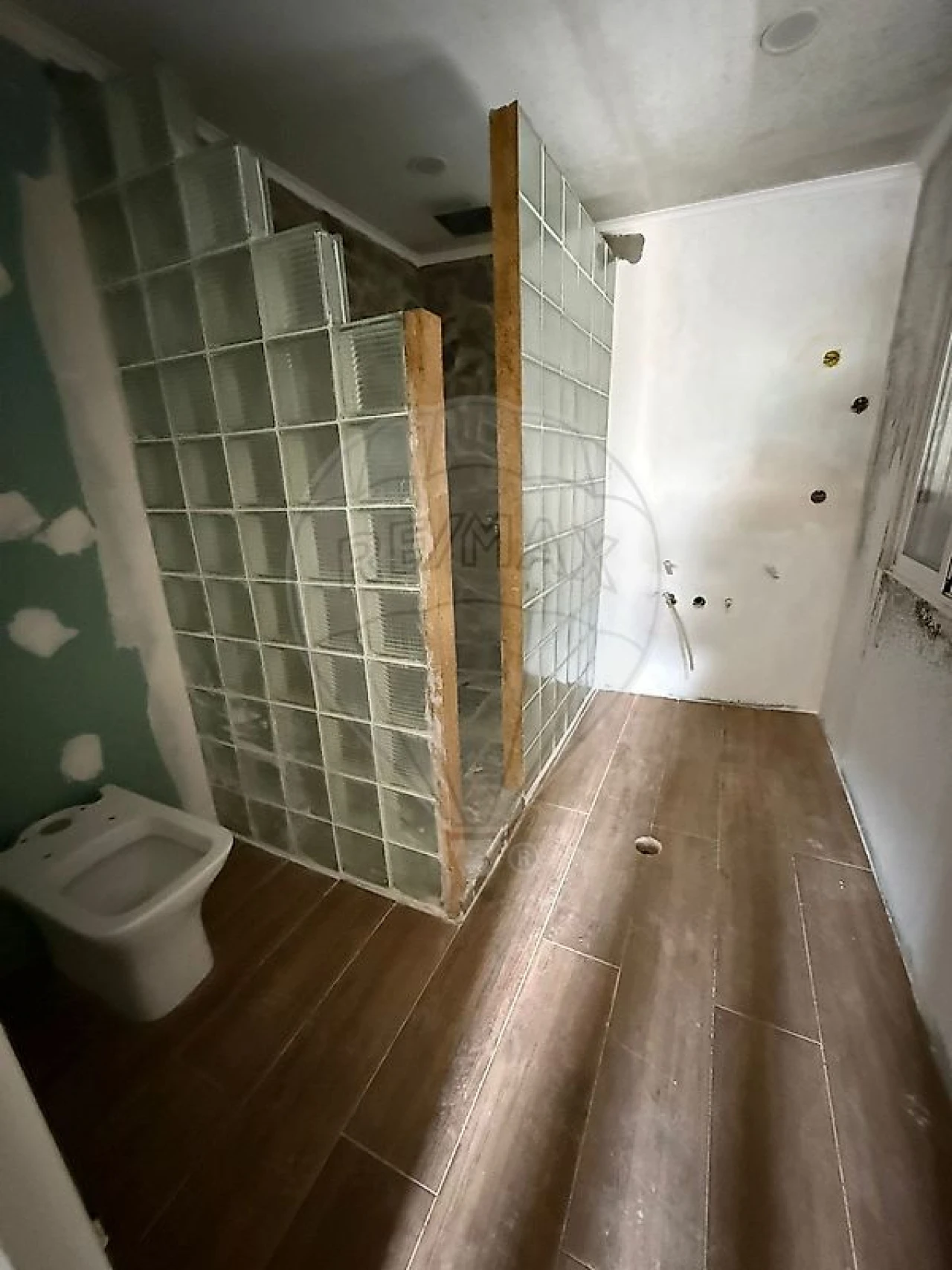 Moradia T2 para Venda em Trezoi Foto 7
