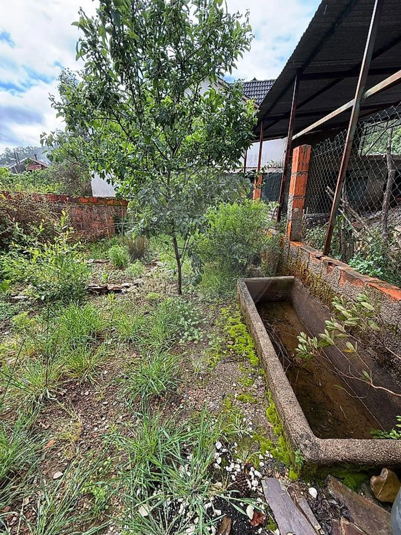 Moradia T2 para Venda em Trezoi Foto 21