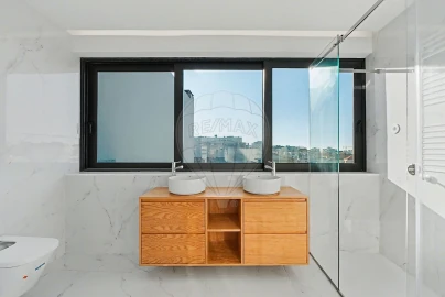 Moradia T4 para Venda em Matosinhos e Leça da Palmeira