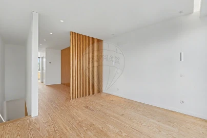 Moradia T4 para Venda em Matosinhos e Leça da Palmeira