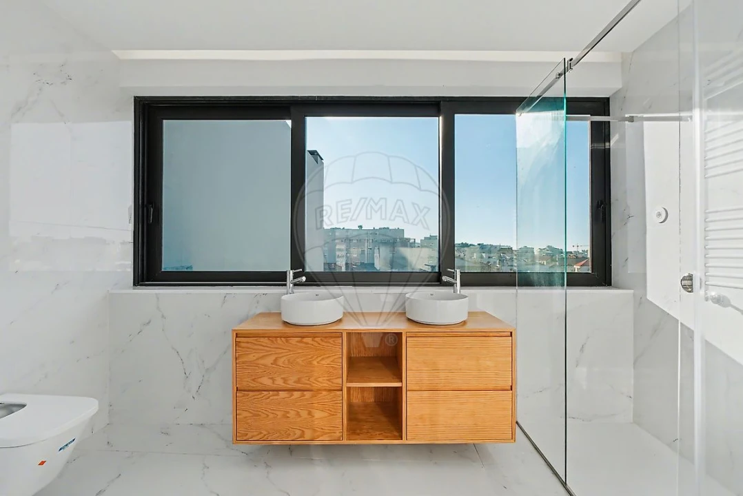 Moradia T4 para Venda em Matosinhos e Leça da Palmeira Foto 23