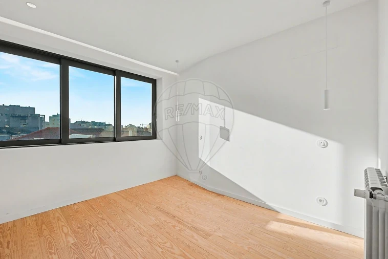 Moradia T4 para Venda em Matosinhos e Leça da Palmeira Foto 15