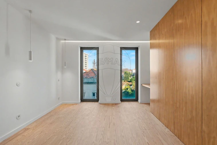 Moradia T4 para Venda em Matosinhos e Leça da Palmeira Foto 14