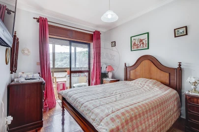 Apartamento T2 para Venda em Queluz e Belas