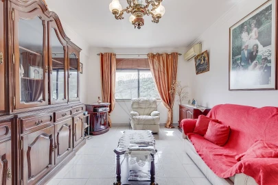 Apartamento T2 para Venda em Queluz e Belas