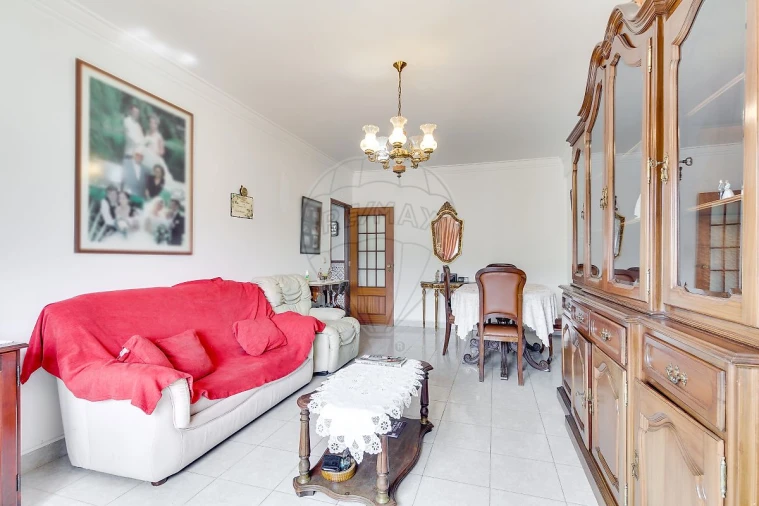 Apartamento T2 para Venda em Queluz e Belas Foto 15