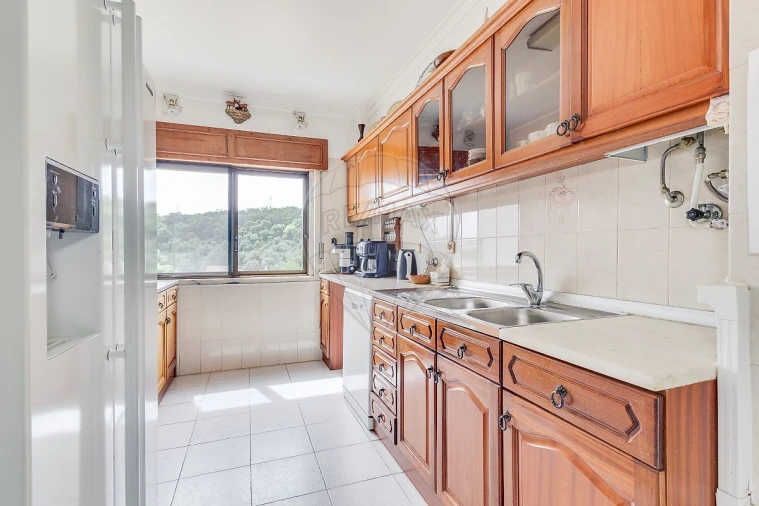 Apartamento T2 para Venda em Queluz e Belas Foto 13