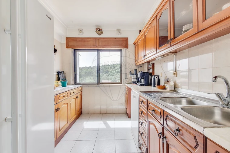 Apartamento T2 para Venda em Queluz e Belas Foto 18