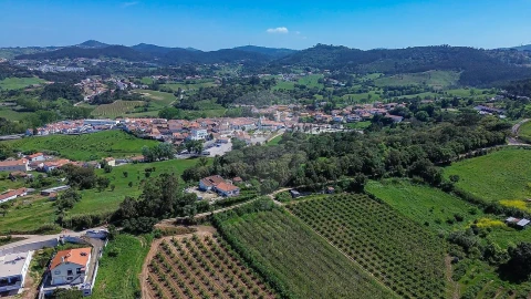 Moradia T2 para Venda em Enxara do Bispo, Gradil e Vila Franca do Rosário