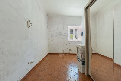 Moradia T2 para Venda em Enxara do Bispo, Gradil e Vila Franca do Rosário