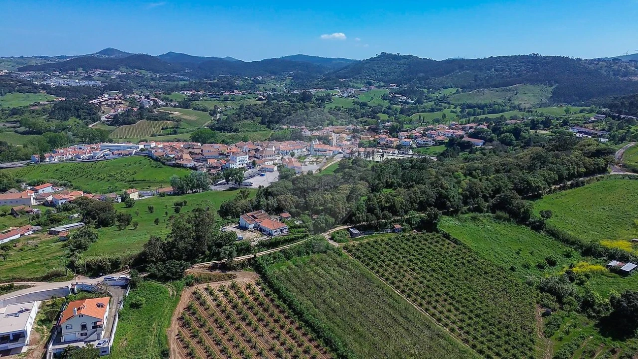 Moradia T2 para Venda em Enxara do Bispo, Gradil e Vila Franca do Rosário Foto 11