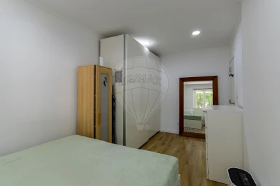 Apartamento T2 para Arrendamento em Odivelas