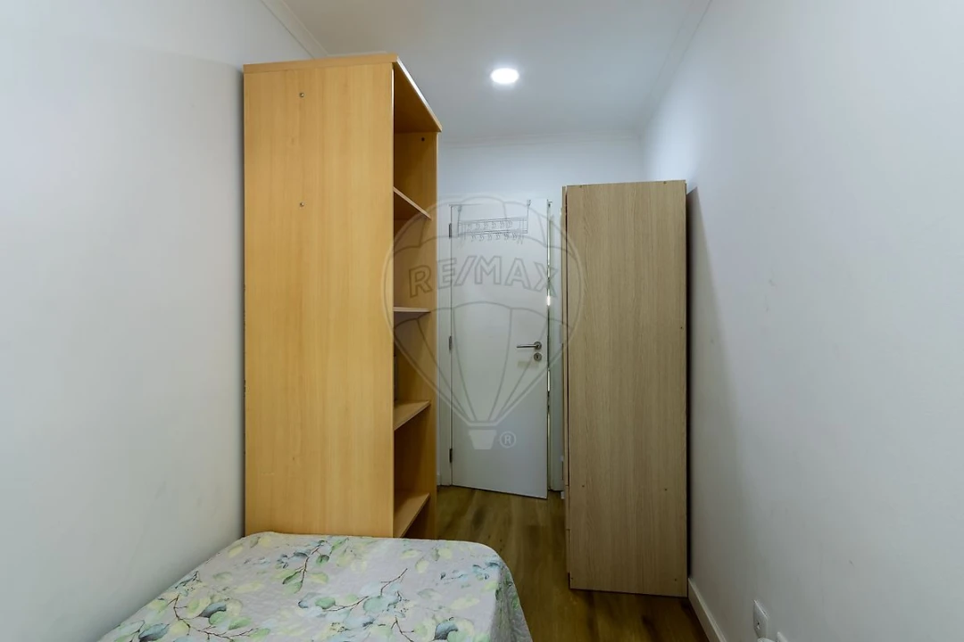 Apartamento T2 para Arrendamento em Odivelas Foto 12