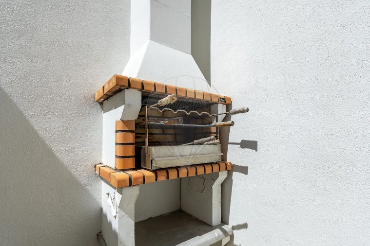 Apartamento T2 para Arrendamento em Odivelas Foto 10