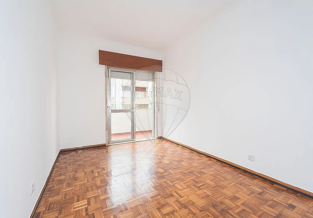 Apartamento T3 para Venda em Corroios Foto 9