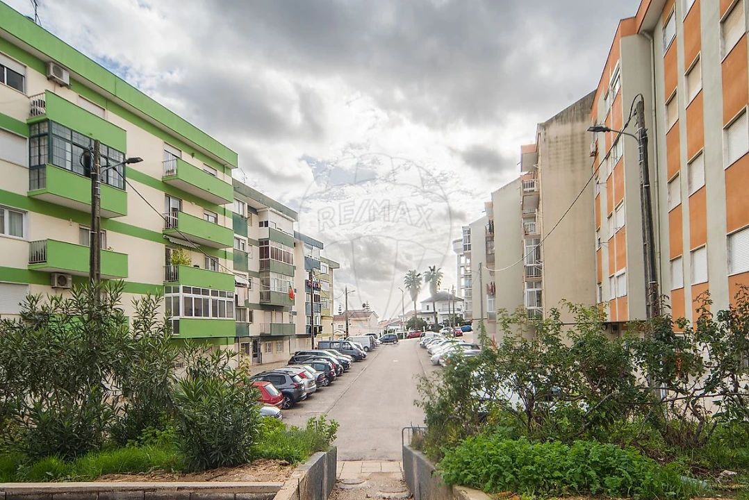 Apartamento T3 para Venda em Corroios Foto 19