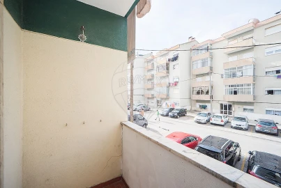 Apartamento T3 para Venda em Corroios