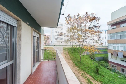 Apartamento T3 para Venda em Corroios