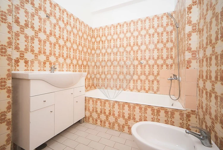 Apartamento T3 para Venda em Corroios Foto 12