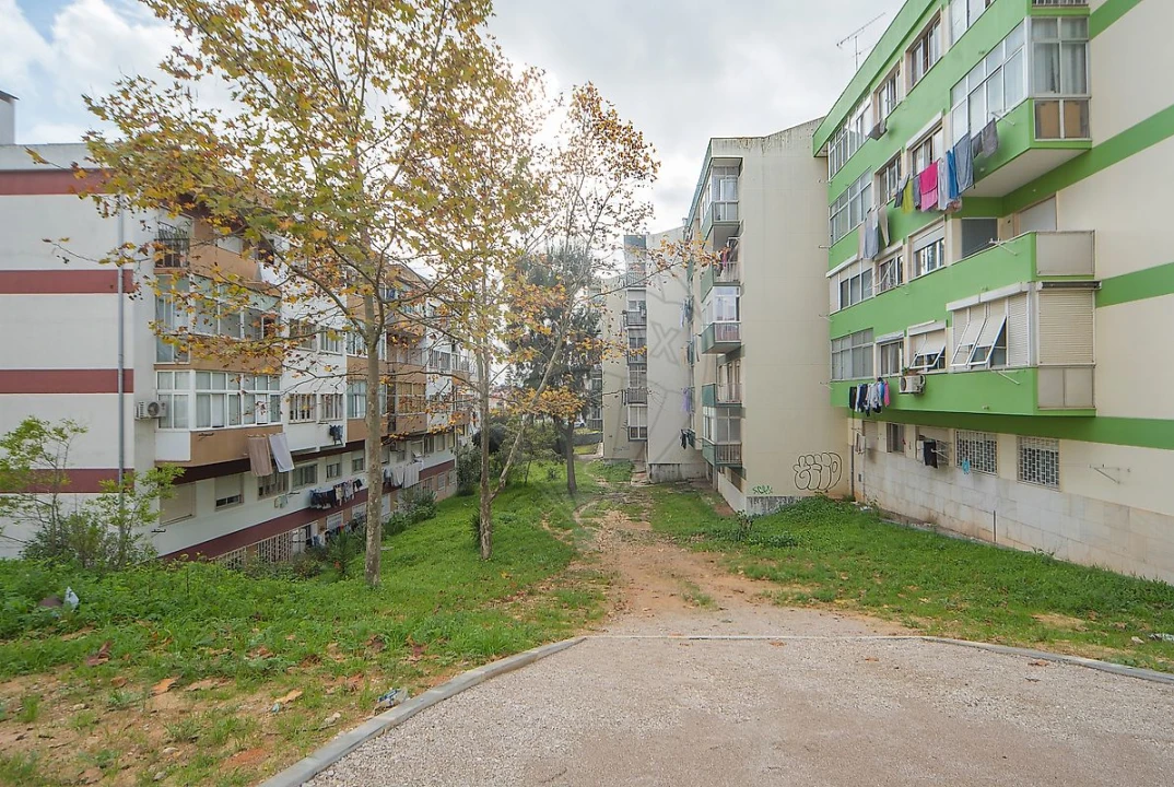 Apartamento T3 para Venda em Corroios Foto 18