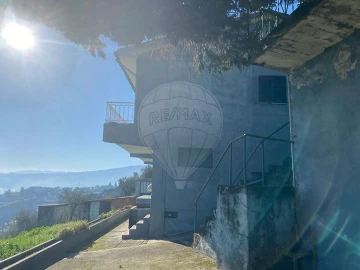 Moradia T4 para Venda em Loureiro