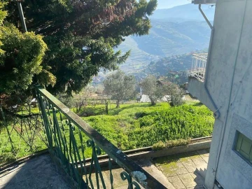 Moradia T4 para Venda em Loureiro