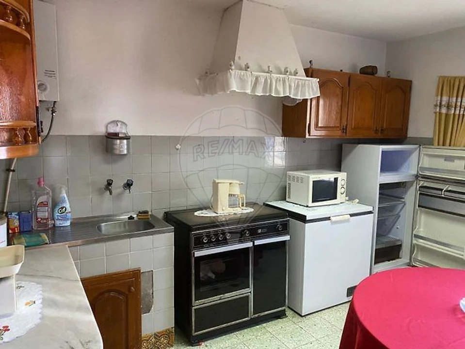 Moradia T4 para Venda em Loureiro Foto 26