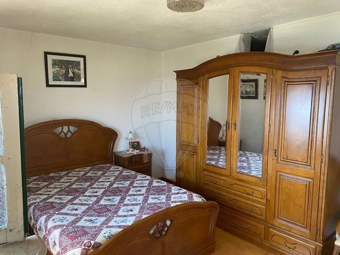 Moradia T4 para Venda em Loureiro Foto 21